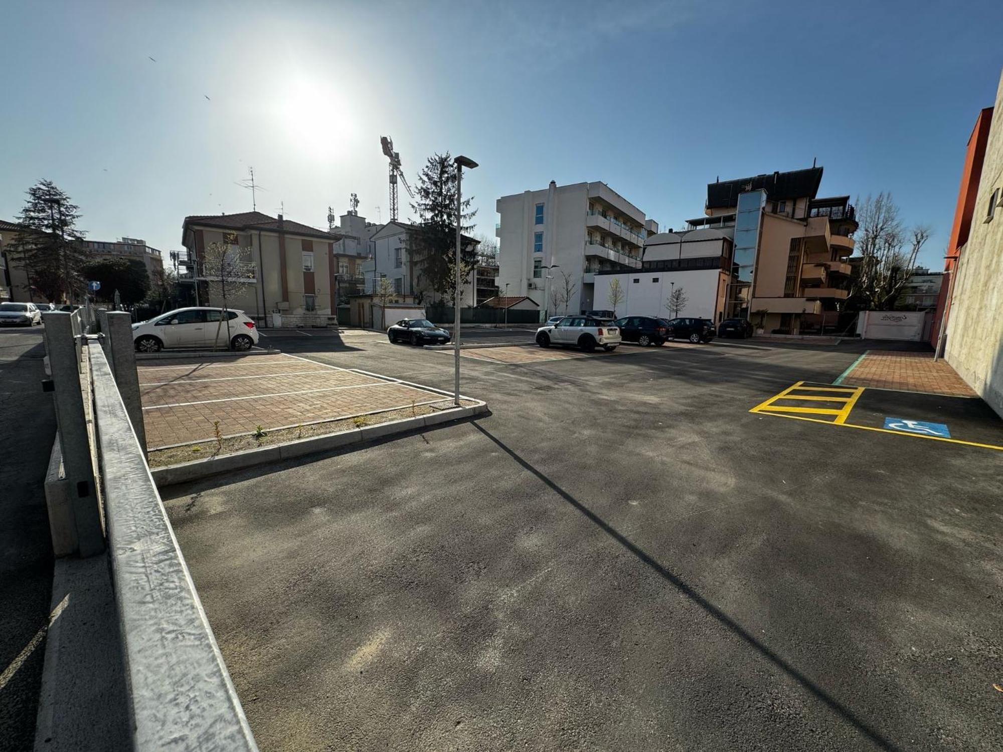 Appartamento Con Posto Auto Privato A Marina Centro Mare Римини Экстерьер фото